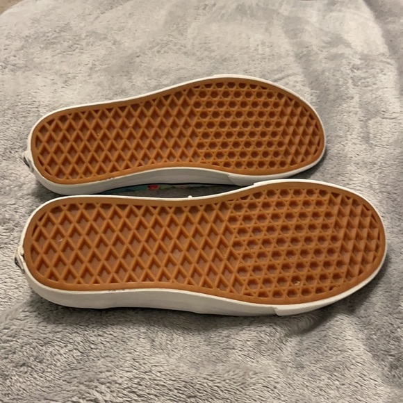 🔴SOLD🔴Flamingo Vans - Picture 6 of 6